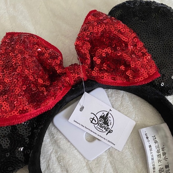 NWT Minnie Mouse Sequin Disney Ears Headband - Picture 6 of 6